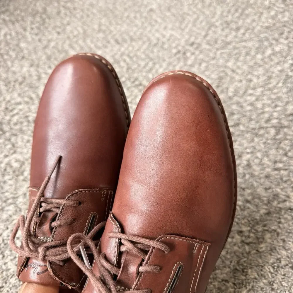 Clarks Un Corner Shoes Mens 10 M Brown Leather Lightweight Plain Toe Oxford Shoe